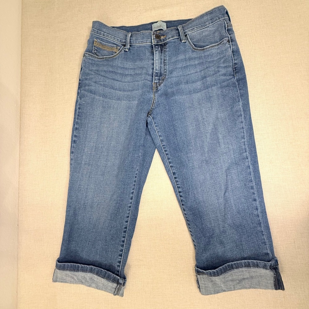 Levis Womens Medium Wash Cuffed Denim Capri Jeans Mid‎ Rise Blue Size 10